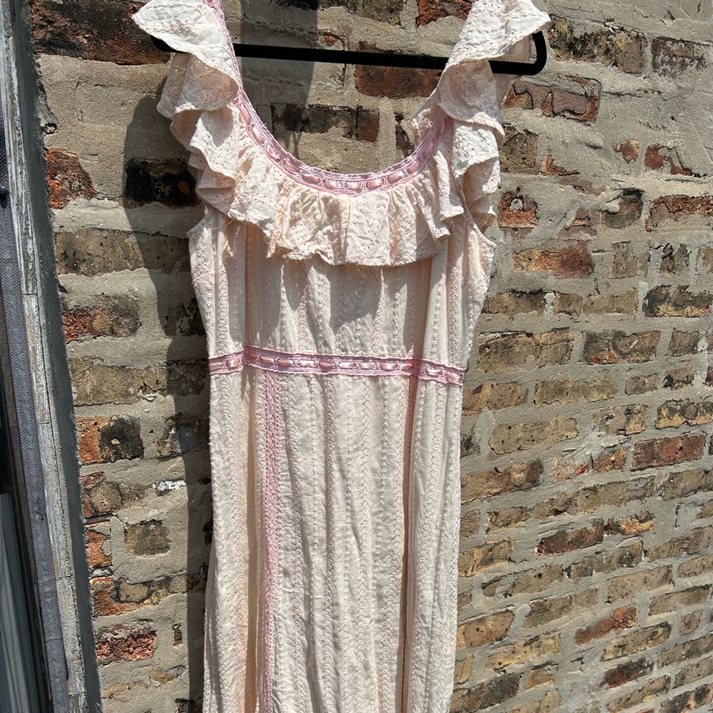 Tularosa peach and pink midi dress - Picture 7 of 9